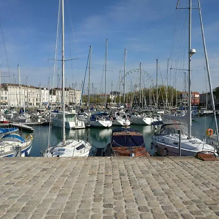 Апартаменты Le Cabestan *